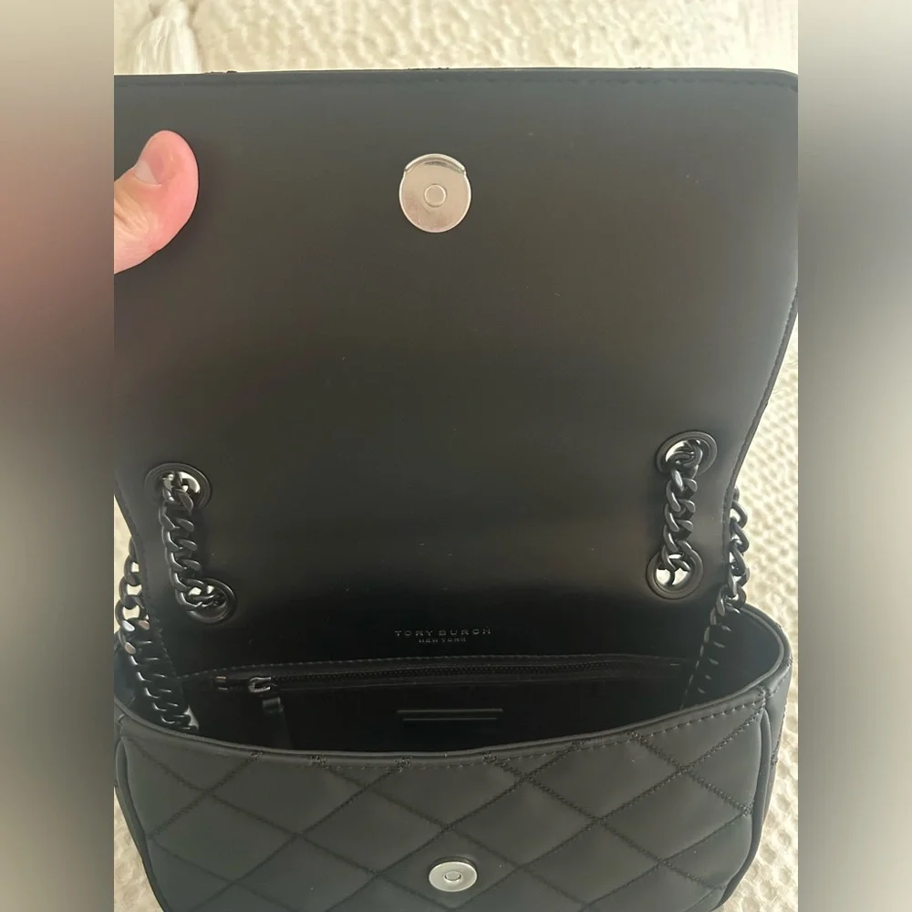 Tory Burch Quilted Shoulder Bag - Picture 2 of 4